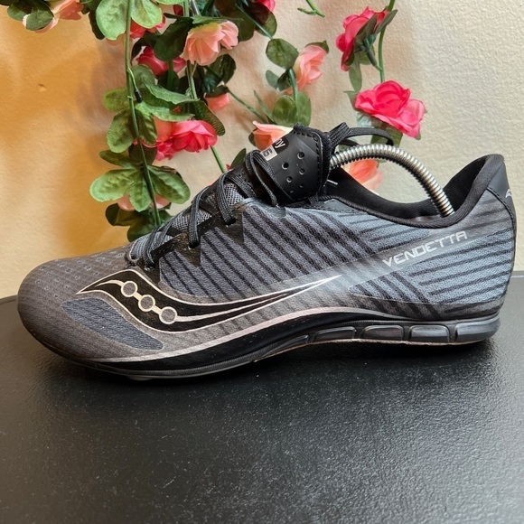 🌹Saucony Vendetta 2 Gray Black Mens Running Shoes Track and Field Outdoor 10 - Picture 7 of 13